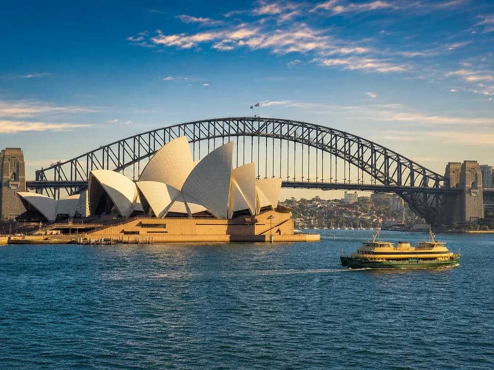 Sail Sydney Harbour experience in Sydney